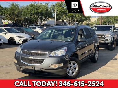 Used 2011 Chevrolet Traverse LS