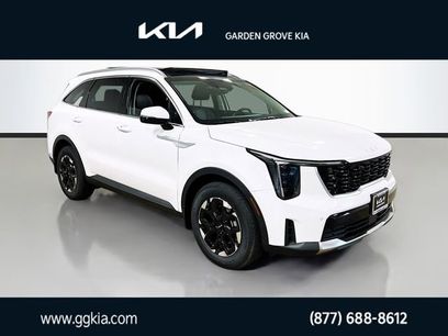New 2025 Kia Sorento S w/ Panoramic Sunroof Package