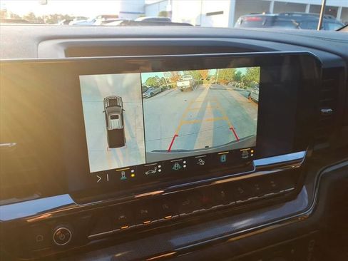 Used 2023 Chevrolet Silverado 1500 ZR2 w/ Technology Package image 15