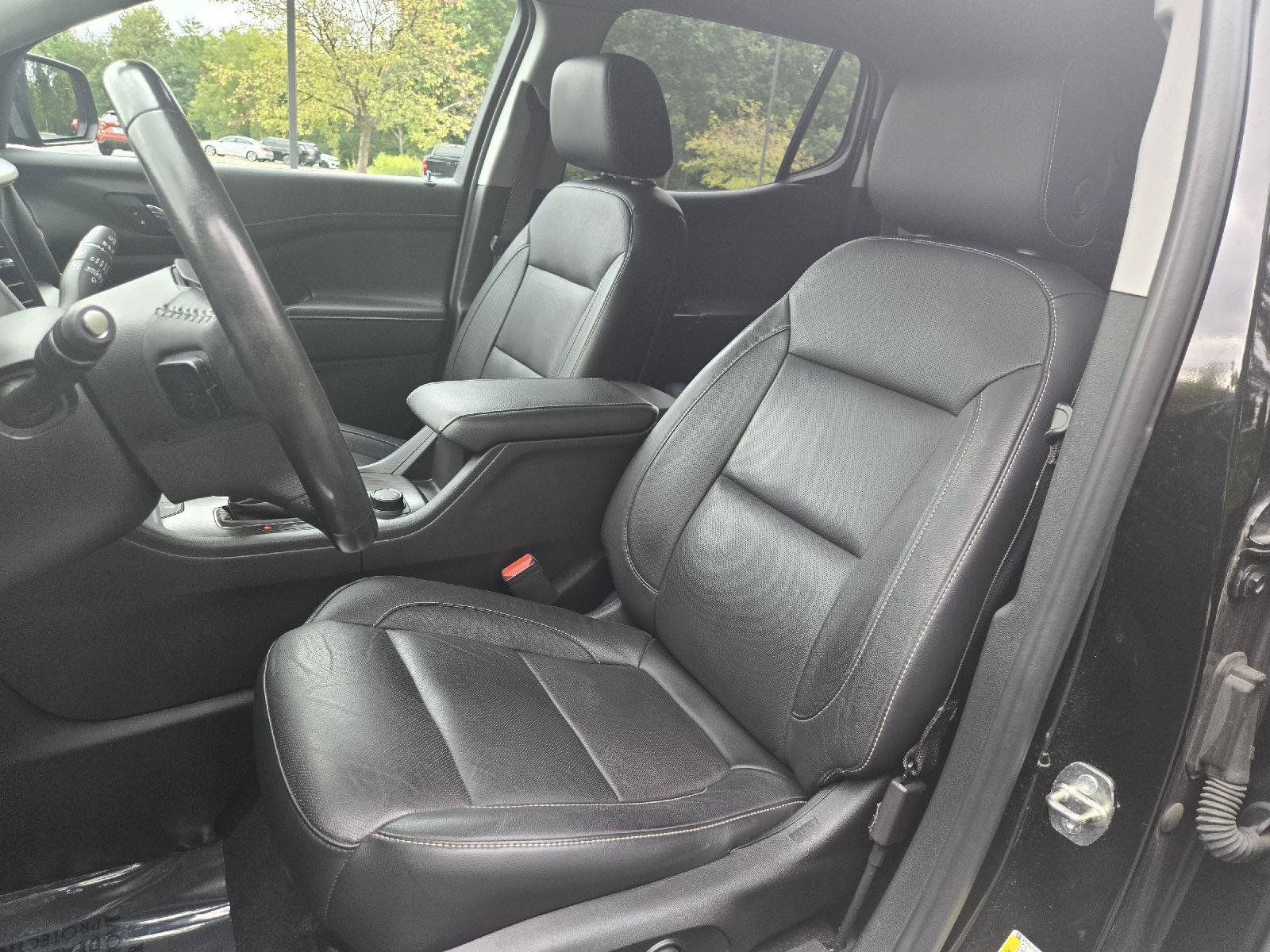 Used 2019 GMC Acadia SLT w/ Black Edition AWD/4WD image 13