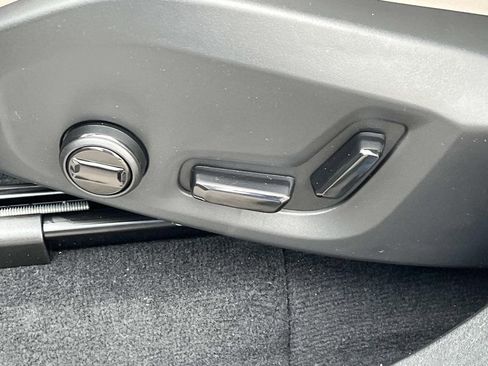 New 2026 Volvo XC90 B6 Plus image 25