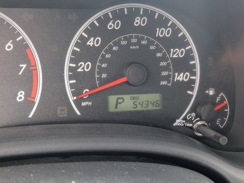 Used 2012 Toyota Corolla LE FWD image 25