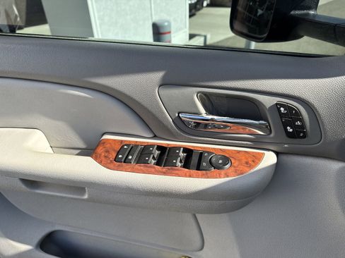 Used 2008 Chevrolet Silverado 2500 LTZ w/ Suspension Package, Off-Road image 21