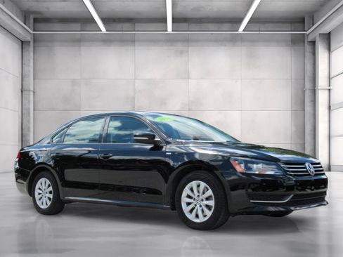 Used 2015 Volkswagen Passat 1.8T Wolfsburg Edition FWD image 1