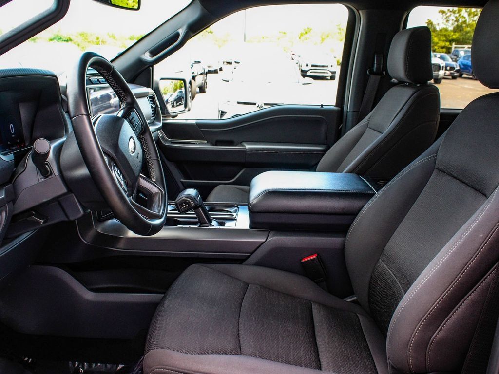 Used 2024 Ford F150 XLT w/ XLT Black Appearance Package AWD/4WD image 28