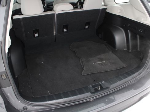 Used 2023 Subaru Forester image 8