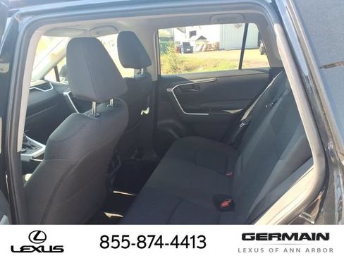 Used 2025 Toyota RAV4 LE AWD/4WD image 11