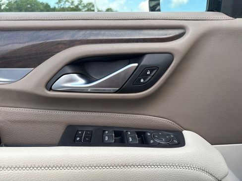 Used 2022 GMC Yukon Denali RWD image 24