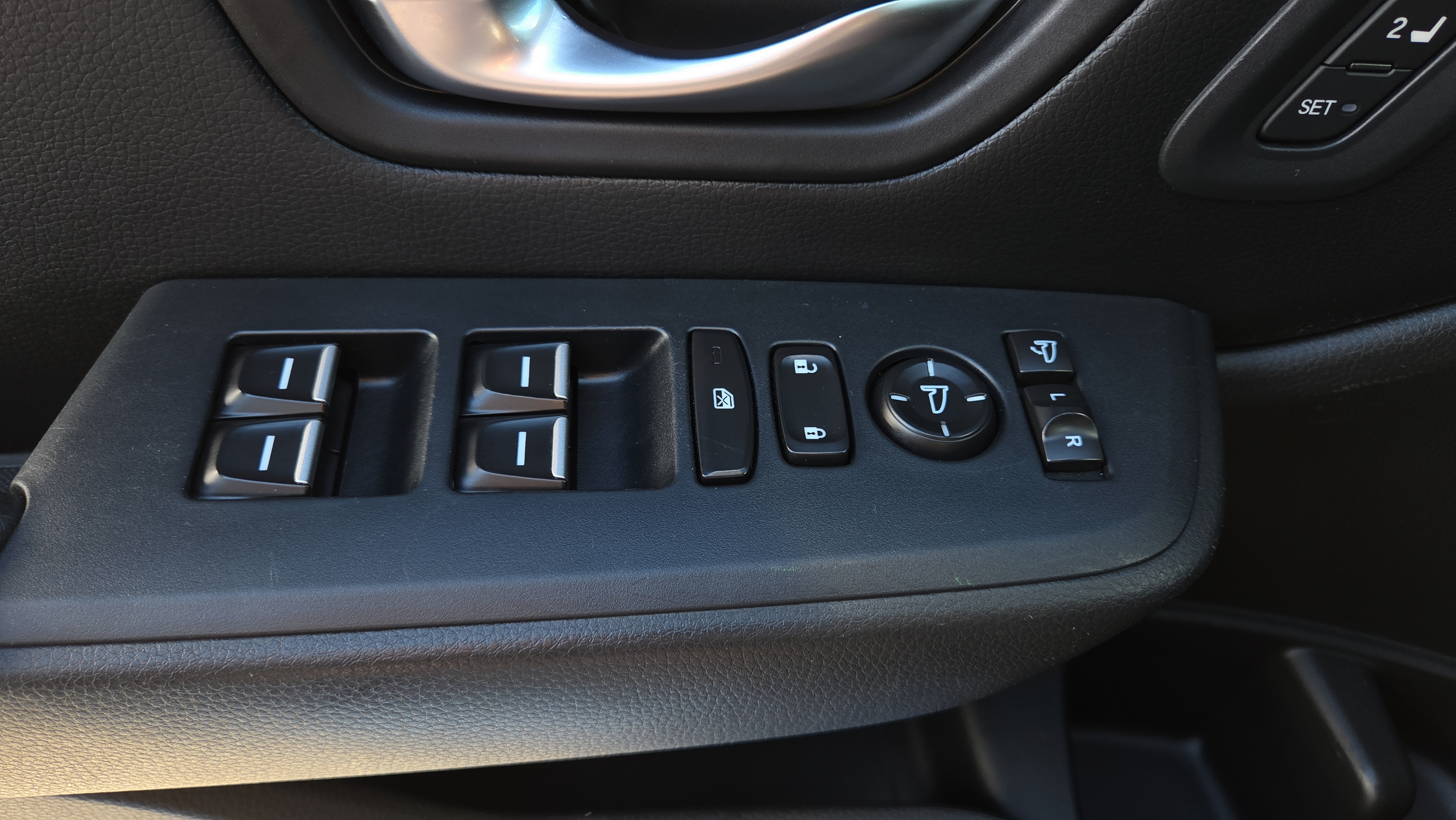 Used 2024 Honda Pilot TrailSport image 33