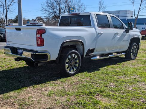 Used 2025 Chevrolet Silverado 2500 LT image 4