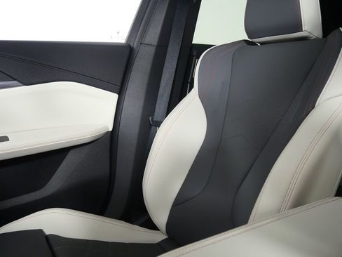 Used 2025 BMW X2 M35i image 29