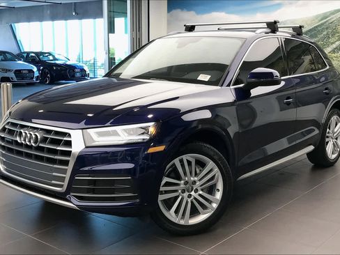 Used 2019 Audi Q5 2.0T Premium Plus w/ Premium Plus Package AWD/4WD image 12