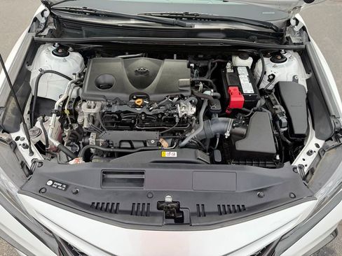 Used 2021 Toyota Camry XSE FWD image 10