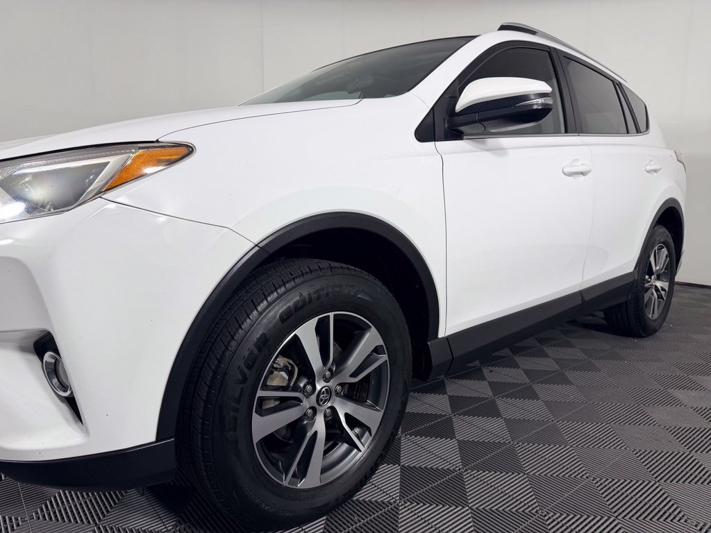 Used 2016 Toyota RAV4 XLE FWD image 10