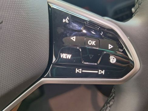 New 2025 Volkswagen ID. Buzz Pro S Plus image 13