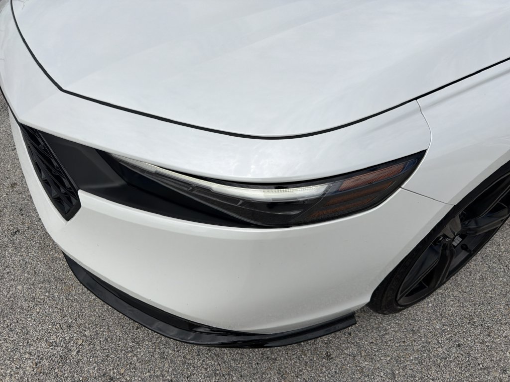 Used 2025 Honda Accord Sport image 8