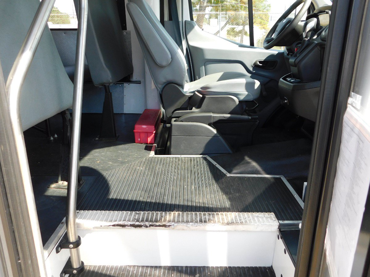Used 2016 Ford Transit 250 138 RWD image 28