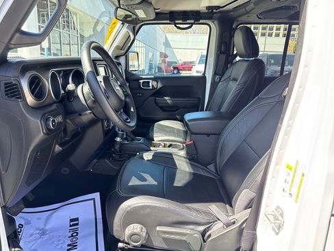 Used 2018 Jeep Wrangler Unlimited Sport S image 13