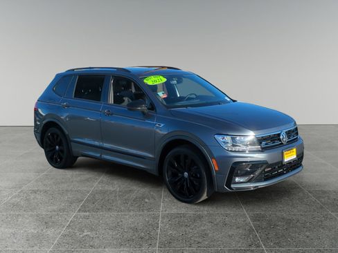Used 2021 Volkswagen Tiguan SE R-Line image 7
