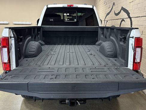 Used 2021 Ford F350 Lariat w/ Lariat Ultimate Package AWD/4WD image 6