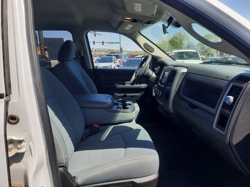 Used 2019 RAM 1500 Express w/ Express Value Package AWD/4WD image 8