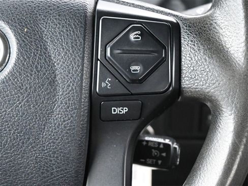 Used 2015 Toyota Tundra SR image 5