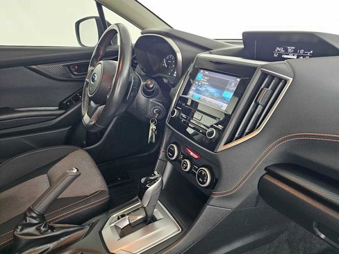 Used 2022 Subaru Crosstrek 2.0i Premium w/ Popular Package #4A AWD/4WD image 11