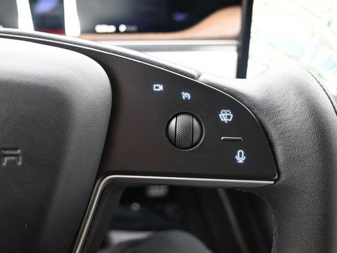 Used 2023 Tesla Model S AWD/4WD image 31