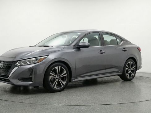 Used 2025 Nissan Sentra SV FWD image 3