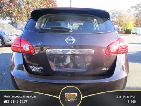 Used 2015 Nissan Rogue S w/ Convenience Package AWD/4WD image 2