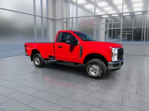Certified 2024 Ford F250 XL w/ XL Off-Road Package AWD/4WD image 2