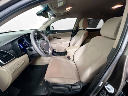 Used 2020 Hyundai Tucson SE w/ Cargo Package image 14