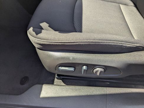 Used 2024 Chevrolet Malibu LT image 11