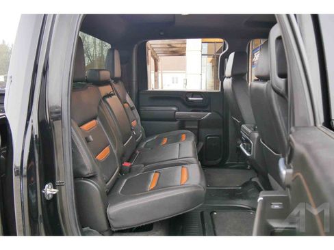 Used 2022 GMC Sierra 2500 AT4 w/ Snow Plow Prep/Camper Package image 20