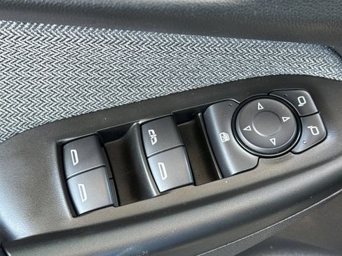 Used 2025 Chevrolet TrailBlazer LT FWD image 18