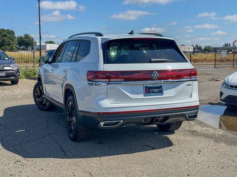 New 2026 Volkswagen Atlas SE AWD/4WD image 10