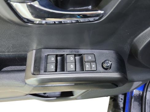 Used 2023 Toyota Tacoma TRD Off-Road AWD/4WD image 16