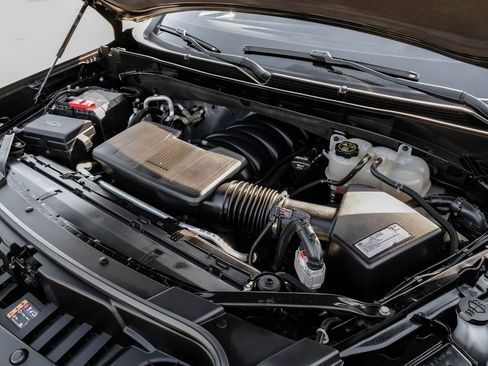 Used 2021 Cadillac Escalade Sport Platinum image 43