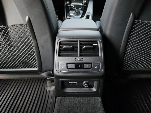 Used 2024 Audi A4 2.0T Prestige image 21