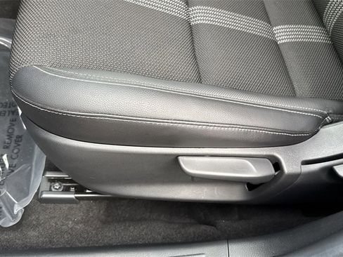 Certified 2025 MAZDA CX-50 AWD 2.5 S w/ Select Package image 42