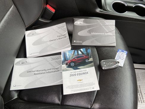 Used 2020 Chevrolet Equinox Premier image 38