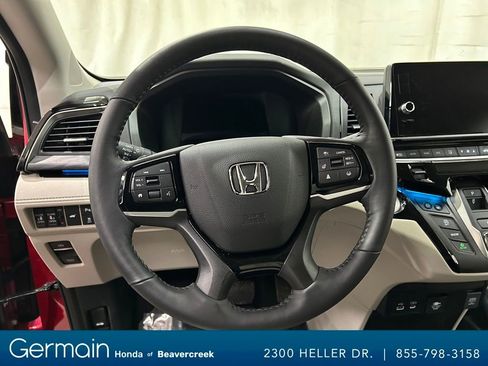 Used 2026 Honda Odyssey Elite image 16
