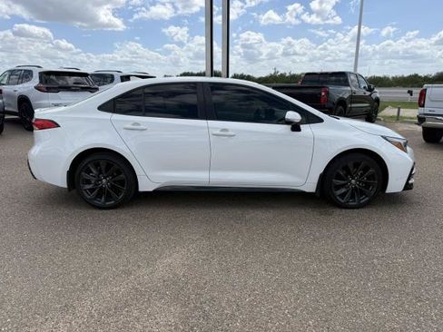 Used 2024 Toyota Corolla SE FWD image 10