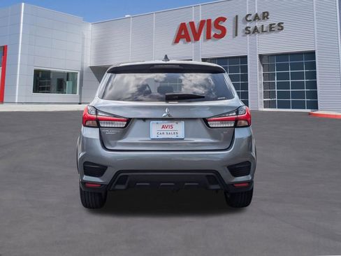 Used 2025 Mitsubishi Outlander Sport SE AWD/4WD image 7