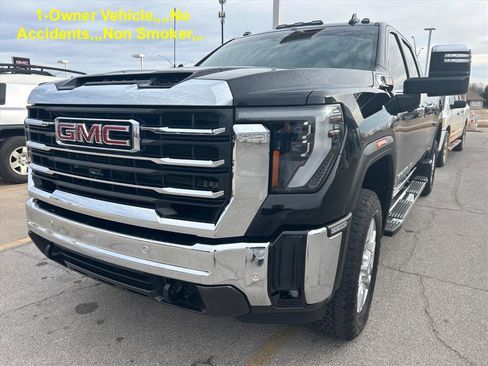 Used 2024 GMC Sierra 2500 SLT w/ SLT Premium Package image 1