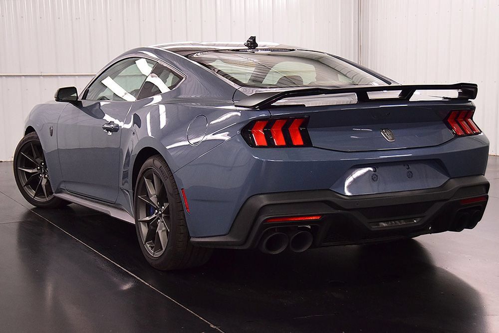 Used 2025 Ford Mustang Dark Horse RWD image 5