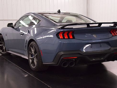 Used 2025 Ford Mustang Dark Horse RWD image 5