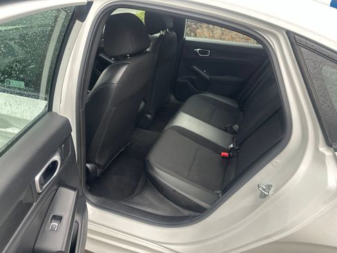 Used 2023 Honda Civic Sport image 25