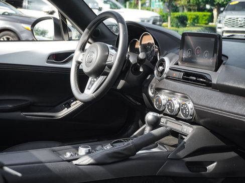 Used 2023 MAZDA MX-5 Miata Grand Touring w/ Weather Package RWD image 34