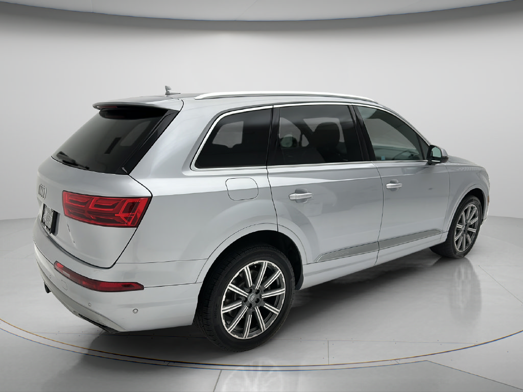 Used 2019 Audi Q7 3.0T Prestige AWD/4WD image 5